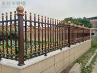 浅谈华体在线_华体会（中国）花纹管在围栏的应用